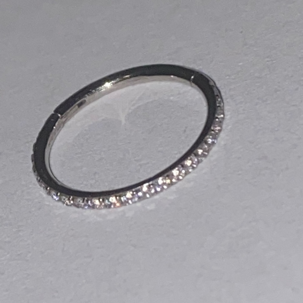 16g Hinged Cartilage Hoop